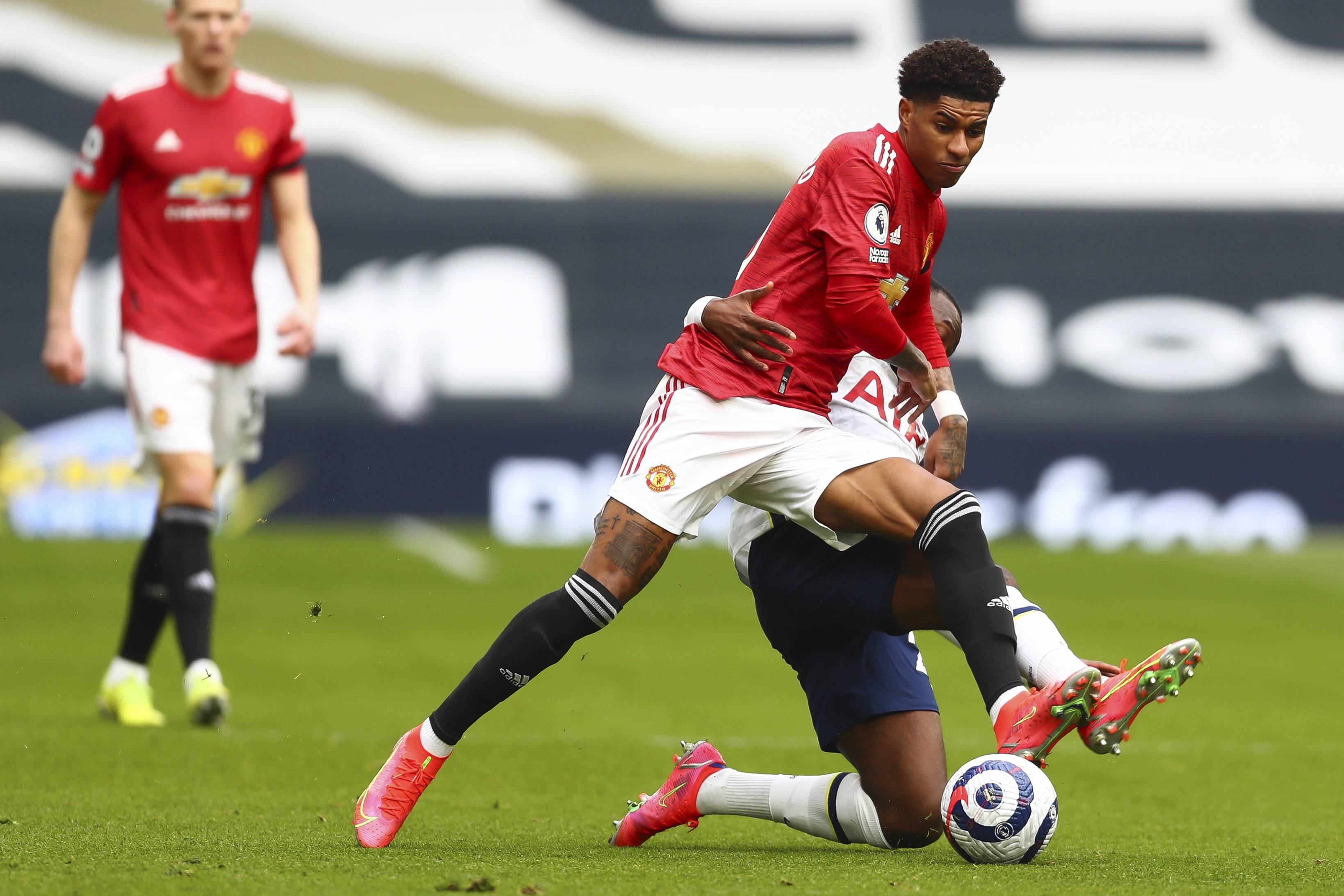 导致在遭遇 导致在遭遇